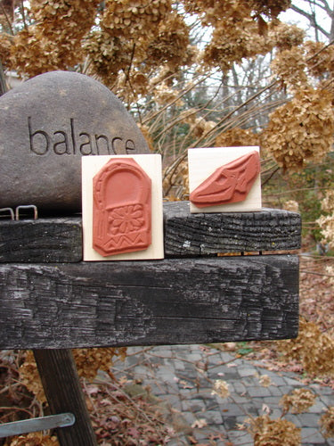 1997 New Rubber Stamps Shop Theme One Size featuring a high heel pump and a fancy handbag, both intricately designed on wooden blocks, perfect for customizing stationery or decorating wrapping paper.