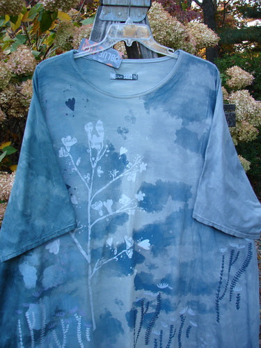 Barclay NWT Art Top Botanical Tree Emerald Fog OSFA, featuring white floral patterns, a longer tunic length, drop shoulders, loose three-quarter sleeves, and a rounded neckline with varying hemline.