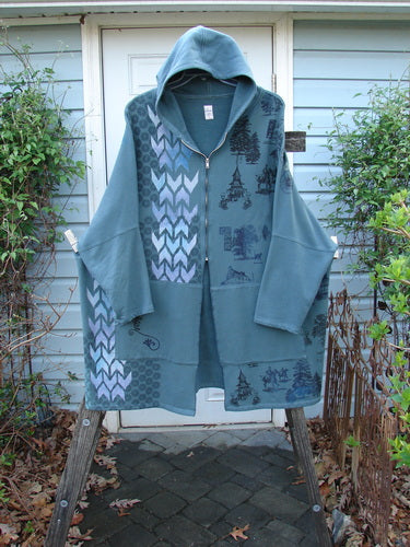 Barclay Fleece Hooded Zip Pocket Jacket Equestrian Light Love Mirror Size 3 displayed on a wooden stand, featuring a cozy hood, half-zip front, and detailed equestrian-themed paint.