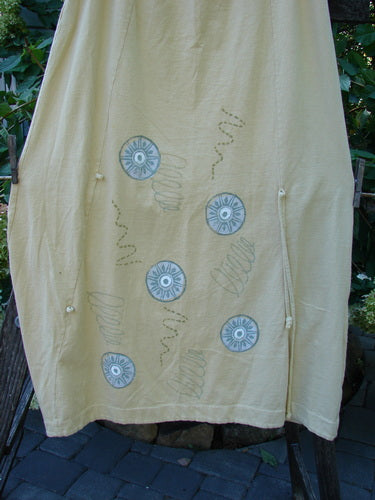 2000 Side Pocket Skirt Pinwheel Plantain Size 0 featuring a full elastic waistline, elastic-edged side pocket, and vertical panels with a pinwheel pattern for a flared sway.