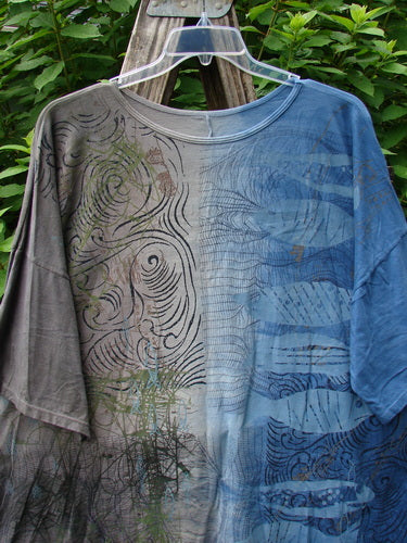 Barclay Wide Line Tee Wind Fish Mottled Navy Gray OSFA features a seamless, boxy shape with drop shoulders and a rounded neckline, embodying artistic flair with its unique Windy Fish theme.
