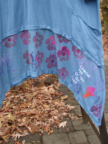 Barclay NWT Raw Seam Vector Dress Flower Power Whistler Blue Size 2; medium-weight organic cotton tunic with pink flower pattern, features raw edges, varying hemline, and exterior drop front pockets.