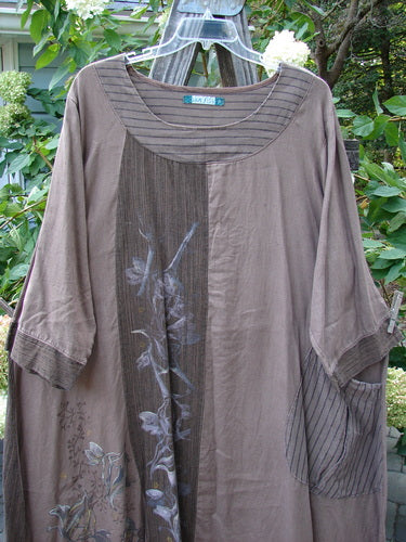 Barclay Linen Gathered Hem Single Pocket Dress Tall Sprig Sand Stone Size 2, featuring a floral design, three-quarter sleeves with striped bands, and a handy lower hem drawcord circumference.