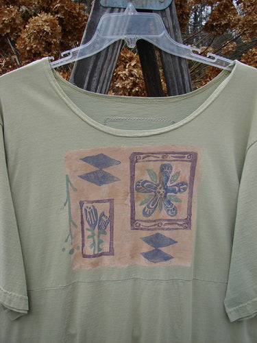 1993 3 Square Dress Trinket Diamond Kelp OSFA featuring a rounded neckline, vertically curved lines, six sectional panels, and a rear blue fish patch.