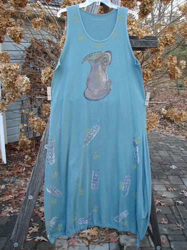 1993 Journey Jumper Vase and Heart Ocean Size 1: Blue dress with a frog drawing, bird, and pattern. Perfect condition, mid-weight cotton. Features lower vertical arches, belled shape, deep scoop neckline, and painted neckline. Bust 44, waist 44, hips 46, bell sweep 80. Length 51-53".