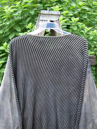 Barclay Modernist High Low Top Fantastic Dream Black Grey Stripe OSFA displayed on a hanger, emphasizing its unique high-low design with measurements of Bust 80, Waist 72, Hips 72, Front 29, Back 33 inches.