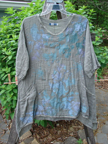 Barclay Linen Two Pocket Urchin Dress Mixed Garden Grey Moss Size 0 features a rounded neckline, empire waist, A-line flair, varying hem, and front pockets, embodying Bluefishfinder's vintage, expressive style.