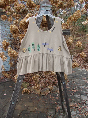 1992 Peplum Top Music Festival Wheat OSFA: A shirt on a swinger with musical notes, plant, and ladder. Vintage 92 Blue Fish patch. Perfect for layering!