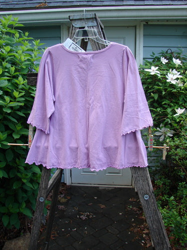 Barclay NWT Three Quarter Sleeved Cafe Corto Tee BF Home Gelato Size 0 features a unique A-line silhouette with curly edgings and a rolled neckline, embodying Blue Fish's vintage-inspired creativity.
