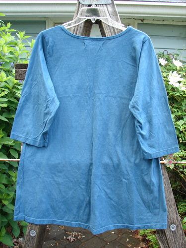 Barclay NWT Modern Slim Tee Top in mottled teal, featuring three-quarter sleeves, slight hip flare, rounded hemline, and pansy-themed paint. Designed with a smaller bust and waist for a contoured fit.