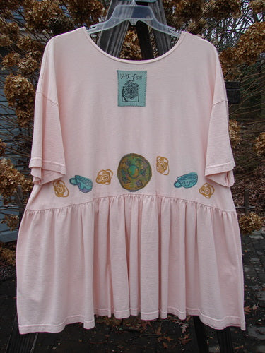 1992 Studio Cardigan Dress Breakfast Diner Sea Shell OSFA featuring a whimsical teacup pattern, flouncy front, gathered waistline, and unique vintage buttons, epitomizing Blue Fish's creative vintage charm.