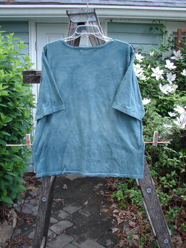 Barclay Fiona Straight Tee Curl Fern Mottled Green Leaf Size 0 features a rounded flattened neckline, shorter wide sleeves, and a wide straighter shape, embodying the creative freedom of Vintage Blue Fish Clothing.
