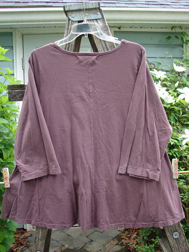 Barclay Three Quarter Sleeved A Line Tee Single Parrot Fig Size 0, featuring a rounded neckline, flat edgings, and a unique parrot theme, showcasing a graceful A-line silhouette from BlueFishFinder.com.