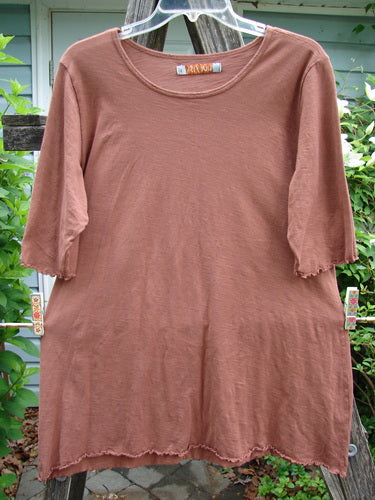 Barclay Slub Three Quarter A Lined Cafe Tee Unpainted Copper Size 1, features a rounded neckline, three-quarter sleeves, curly edges, and a slightly flared hem, embodying Bluefishfinder.com's vintage style.