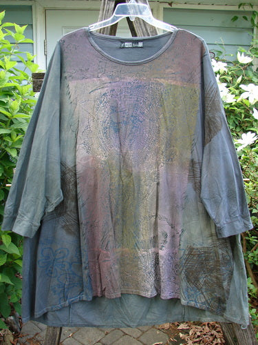 Barclay Banded Oversized Art Top in mottled grey displaying a tight floral grid theme. Features include drop shoulders, loose three-quarter sleeves, rounded neckline, and varying hemline, embodying BlueFishFinder's creative vintage style.