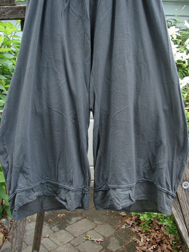 Barclay Lightweight Nepenthe Pant Unpainted Dark Ash Size 0 features a sweet bottom flutter, full elastic waistline, rolled raw lower panels, and slightly shorter rise, ideal for versatile summer styling.