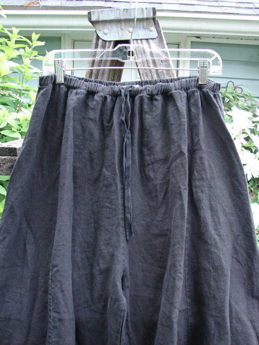 Barclay Linen Tie Bottom 4 Square Pant Unpainted Black Size 2 features a unique 3D diamond cut from knee down, with a front drawstring and elastic back, showcasing its vintage-inspired design.