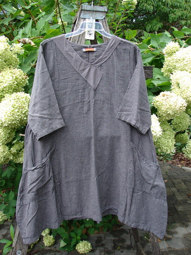 Barclay NWT Linen Cross Over Urchin Dress Stripe Mineral Size 1 features a V-neck, three-quarter sleeves, and front pockets, showcasing BlueFishFinder's vintage-inspired style with its relaxed fit and distinct empire waist.