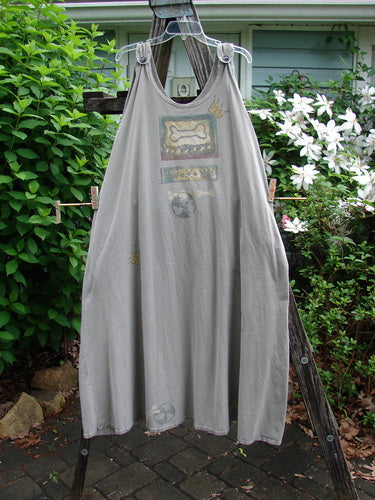 1995 Long Games Smock Jack Russell Pumice OSFA features a sweeping A-line shape, rounded neckline, dual black buttons, deeper arm openings, Jack Russell beach ball theme, and inseam pockets, epitomizing vintage Blue Fish creativity.