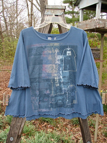 Barclay Three Quarter Sleeved Crop A Lined Tee Play Dress Up Navy Size 0 showcased on a swinger. Features a rolled neckline, curly edgings, and an A-line shape, emphasizing BlueFishFinder's vintage style.