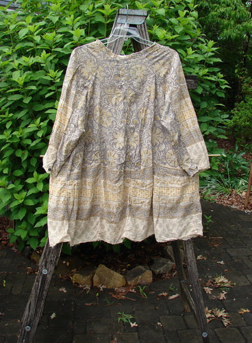 Magnolia Pearl European Cotton Block Print Briar Tunic Top Flower Child OSFA features raw edges, Henley snap buttons, A-line shape, and dual inseam side drop pockets, reflecting Bluefishfinder.com's vintage, expressive style.