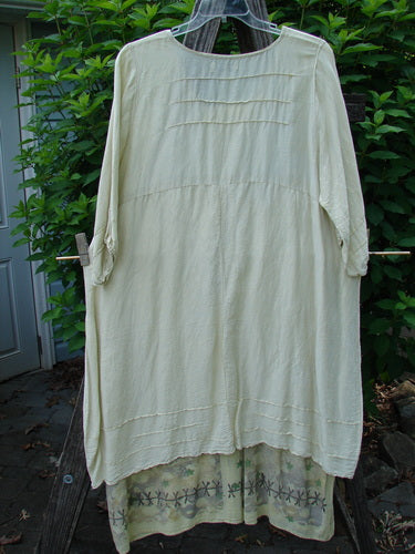 Barclay Hemp Silk Triangular Two Tier Dress Star Wind Citron Size 2 features a unique triangular design with pinched accents, a V-shaped neckline, and a varying hemline, capturing Bluefishfinder.com's vintage charm.