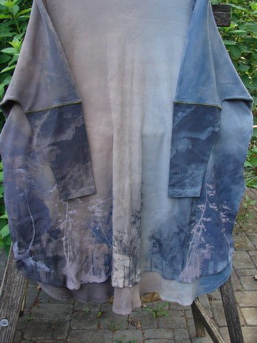 Barclay NWT Thermal Contrast Revival Top Tunic Tree Line Amethyst Smoke OSFA showcases ribbed accents, a rounded neckline, and a unique tree line theme, emphasizing creative expression through its distinctive design.