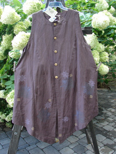 1998 NWT Hemp Silk Sanjo Vest Simplify Boxwood Size 2, featuring a large A-line shape, wooden buttons, a dipped hemline, and a Blue Fish patch, displayed on a rack.