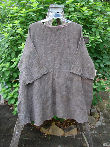 Barclay NWT Crinkle Gauze Ana Tunic Dress in Mottled Latte, features a slightly shallow rounded neckline, wide three-quarter sleeves with frays, seamless shoulder, and varying hemline, crafted from lightweight cotton gauze.