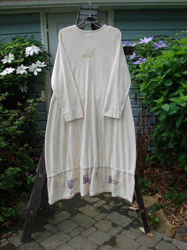 2001 T Snap Dress Game Pieces Fizz Size 1 on hanger, featuring a heavy bottom swing, V-shaped neckline, and triangular pockets.