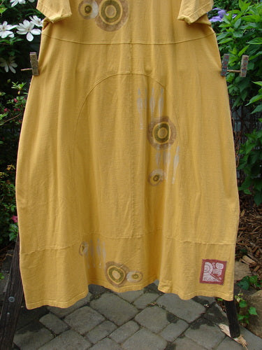 1998 Croquet Dress Lawn Games Lemonade Size 2 features vertical rounded panels, a slight empire waist, unique inserts, and a sweeping A-line shape with a signature Blue Fish patch.