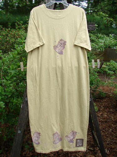 1999 Straight Dress Sugar Bowl Plantain Altered Size 1: Organic cotton dress with rounded side entry front pockets, a paneled neckline, widening hips, a vented hemline, and signature Blue Fish patch.