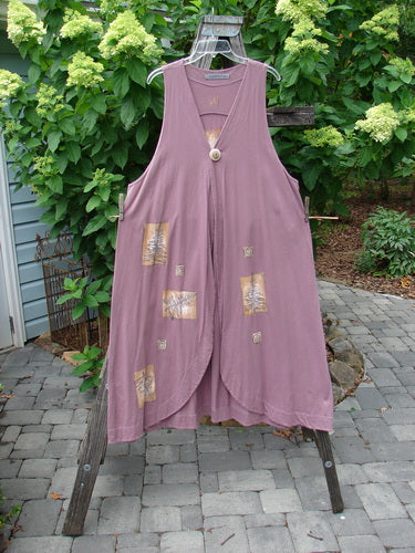 1996 State Fair Vest Pine Twig Laurel Size 1, featuring an oversized button, double-paneled hemline, and wide A-line shape, hanging on a rack.