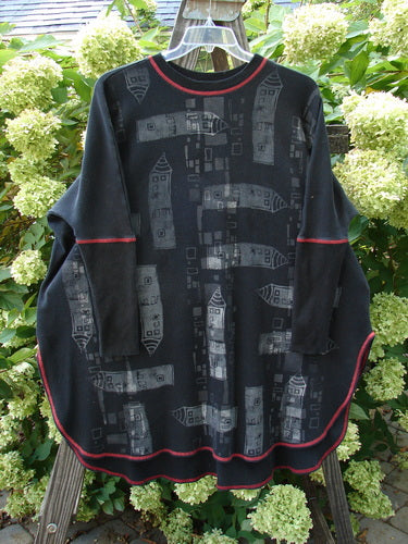 Barclay Thermal Contrast Revival Top with ribbed neckline and sleeves, displayed on a wooden rack.