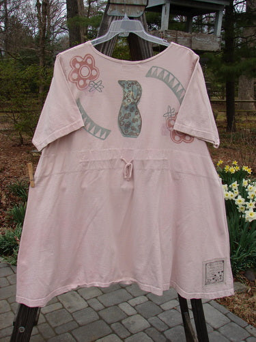 1995 New Look Dress Dot Flower Vase China OSFA featuring a pink backdrop, bird and floral patterns, drawcord back, front breast pocket, and sweeping A-line shape.