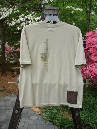 2000 NWT Short Sleeved Tee Chem Class Dove Size 1 displayed on a hanger, featuring a colorful chemistry-themed design with a thicker ribbed neckline and the signature Blue Fish patch.