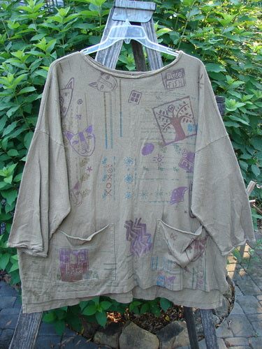 Barclay Cotton Hemp Rolled Writer's Pullover BF Kitty XOXO Mandorla OSFA features rounded raw neckline, wide square flair, dual pockets, and unique kitty-themed art, embodying Bluefishfinder.com's vintage charm.