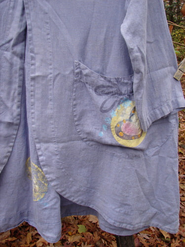 1999 Breeze Jacket Flower Heart Iris OSFA features a close-up of the oversized drop painted front pocket, showcasing the signature sweetheart and flower theme paint, reflecting Bluefishfinder.com's vintage and creative style.