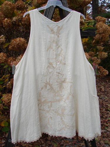 Barclay Linen Figure 8 Lace Hem Pocket Pinafore Dress with floral pattern and unique seams, in perfect condition.