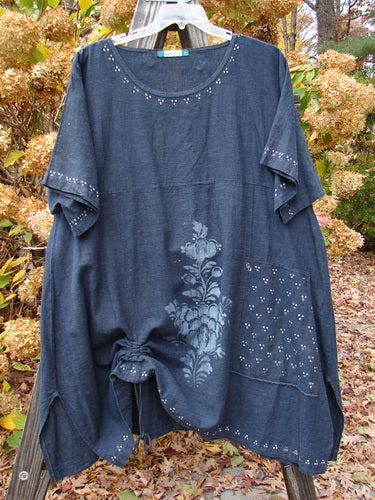 Barclay Hemp Vented Drawcord Dress with flower design, kangaroo pocket, and sprig theme accents, size 2.