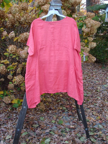 Barclay Linen Urchin Pocket Dress with unique design elements, size 2.