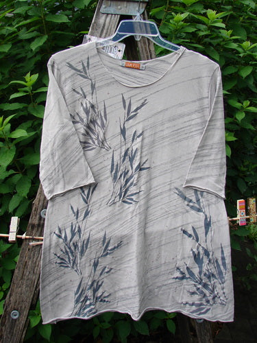 Barclay NWT Viscose Horizon Raw Cut Tee Wheat Field Vintage Quartz Striation Size 1 features a raw cut neckline, three-quarter sleeves, and a unique pattern, embodying BlueFishFinder's vintage, artistic style.