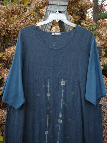 Barclay Linen Cotton Sleeve Long Urchin Dress Size 2 on a hanger, showcasing unique structural details.
