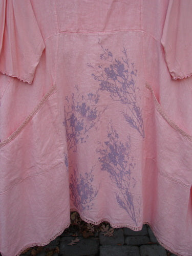 Barclay NWT Linen Euphoria Lace Trim Dress - Floral Bunch Petal, Size 2. Cross over neckline, cargo pockets, lace trim, scallop sleeves. A-line shape, sectional panels. Bust 56, waist 60, hips 62. Length 45.