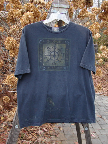1999 Short Sleeved Tee Celtic Clock Black Size 1: Blue t-shirt on a swinger with a Celtic clock theme paint and Blue Fish patch.