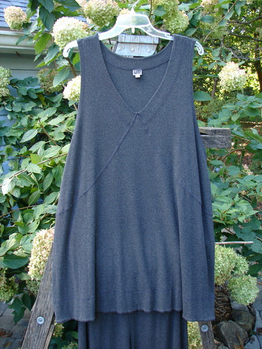 The 2000 Rayon Lycra Rib Crossroad Road Flare Duo in Charcoal Heather Size 2 features a grey dress with criss-cross stitching and matching flare pants, showcasing Bluefishfinder.com's vintage style.