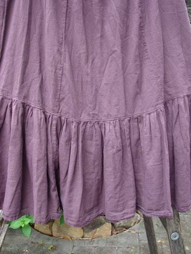 Barclay NWT Batiste Mid Layer Gather Ruffle Skirt Unpainted Fig Size 0, featuring intricate fabric pattern details, perfect for expressing individuality with elegance.
