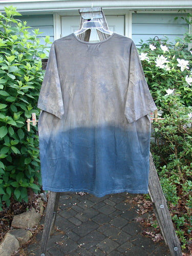 Barclay NWT Tournesol Tunic Fancy Vase Lunar Eclipse OSFA featuring a tunic length, drop shoulders, loose three-quarter sleeves, rounded neckline, and a varying hemline with a Fancy Vase theme.