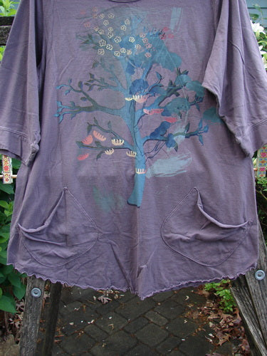 Barclay NWT Banded Artist Pocket Top Bonsai Tree Aura Size 1, featuring a rounded neckline, three-quarter banded sleeves, A-line shape, double diagonal pockets, and a bonsai tree pattern.