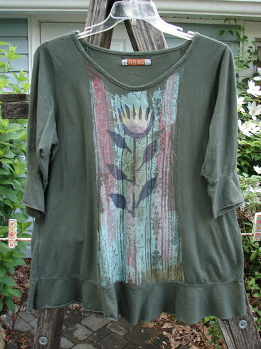 Barclay Three Quarter Sleeved Flutter Top Tulip Hunter Size 1, featuring a soft A-lined shape with a rounded hem and tulip-themed paint, reflecting Bluefishfinder.com's creative vintage style.